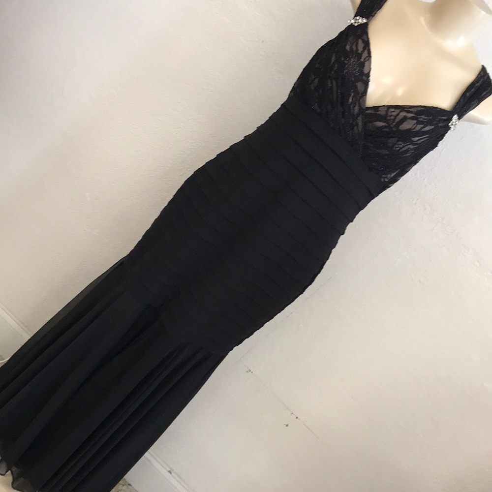 R&M Richard mermaid cut formal dress